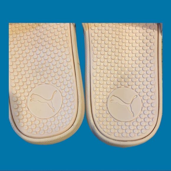 Puma Slides 11  - Picture 3 of 3